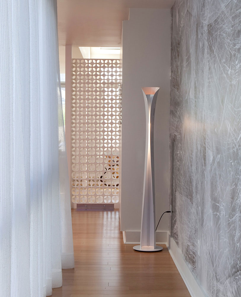 Cadmo Floor Lamp by Artemide Lamps